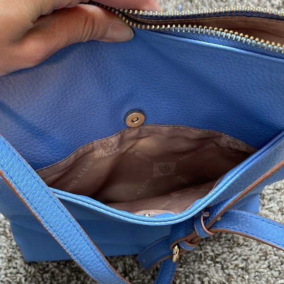 Anne Klein | Blue Tassel Crossbody Purse - Picture 4 of 7